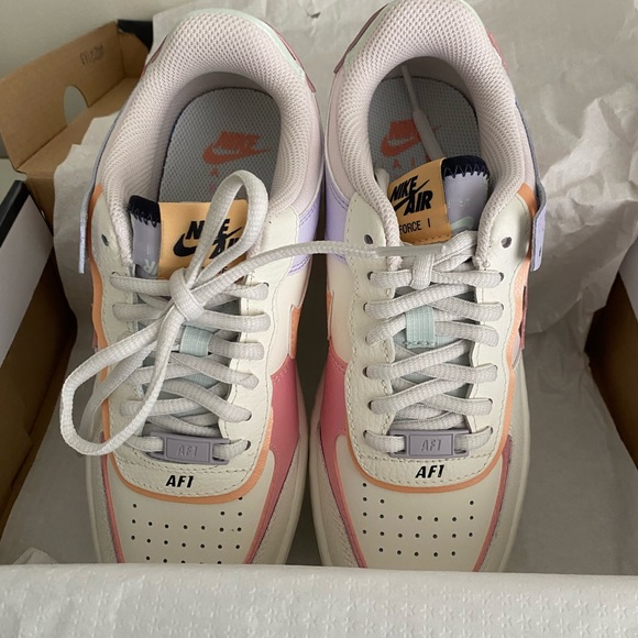 SOLD - Picture 4 of 6